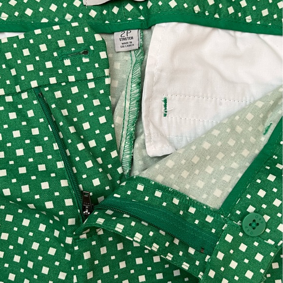 Green and white Gap cropped pants in excellent used condition - Picture 4 of 6